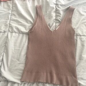 La Miel knit crop top. Size Large. Sandy gray color.